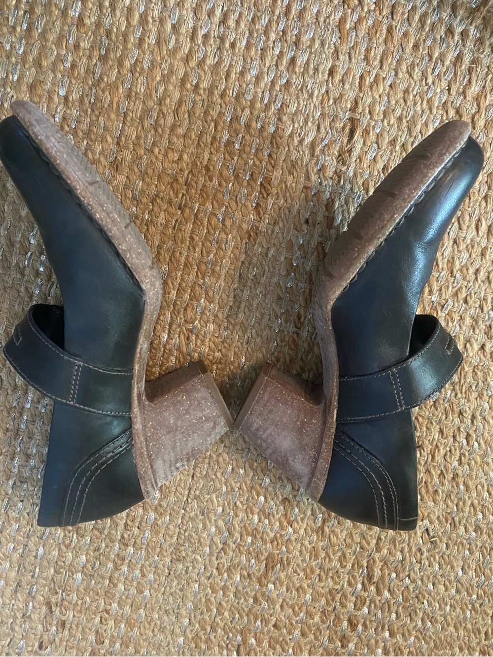 Clarks Artisan Carleta Prato Black Leather Wedge Mary Jane Shoes Size 8 Comfort - Picture 3 of 9